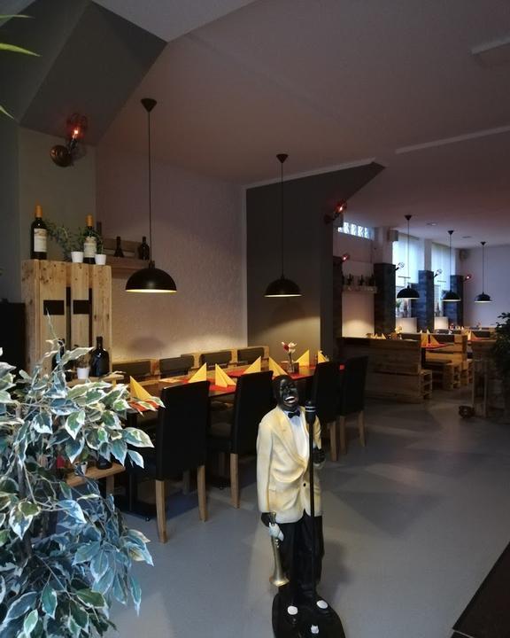 Antolopia Restaurant & Cafe Bar